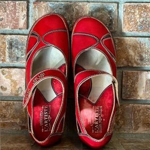 L’Artiste Spring Step Sugar Mary Jane Red Women’s 10